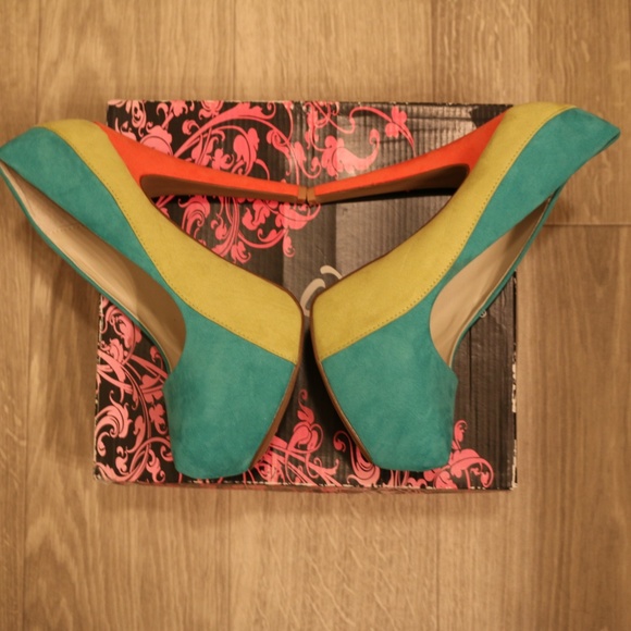 TT: Qupid Penelope 44X Sea Green Color Block - Picture 8 of 15